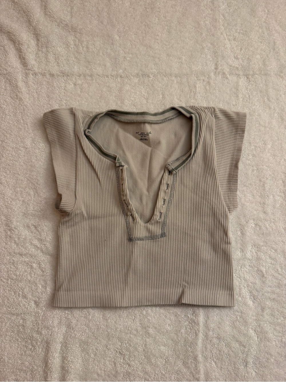 Urban Outfitters Ribbed V-Neck Crop Top - White and Grey